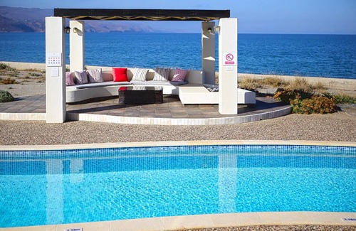 Rapaniana House | 226 m² House ∙ 3 bedrooms ∙ 6 guests
