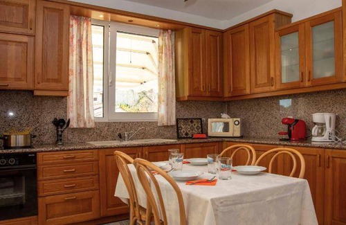 Kavala Villa | 229 m² Villa ∙ 6 bedrooms ∙ 15 guests
