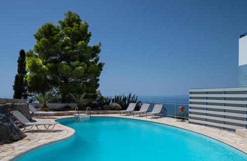 Sellia Villa | 240 m² Villa ∙ 7 bedrooms ∙ 15 guests