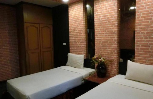 Phaya Thai Hotel | 25 m² Hotel ∙ 2 guests