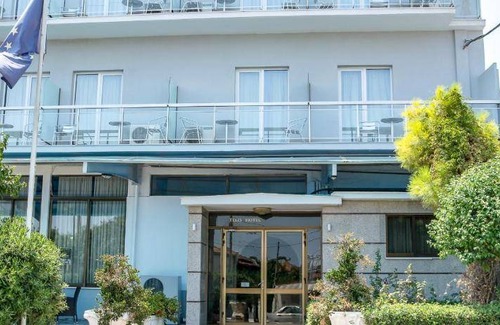 Aigio Hotel | 25 m² Hotel ∙ 3 guests