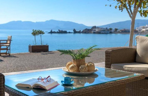 Haraki Resort | 250 m² Resort ∙ 5 bedrooms ∙ 10 guests