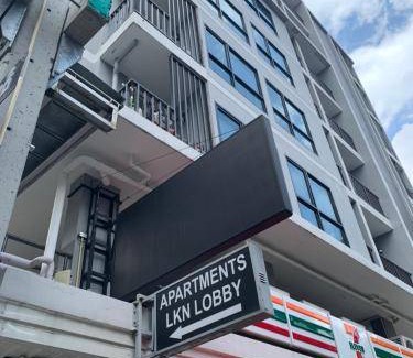 Thanon Phetchaburi Apartment | 28 m² Apartment ∙ 2 guests