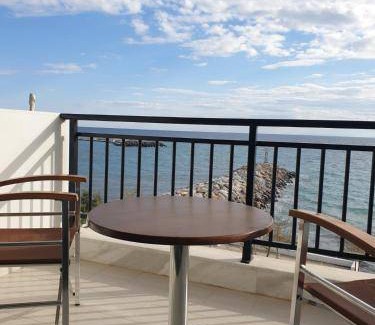 Nea Skioni Apartment | 30 m² Serviced apartment ∙ 4 guests