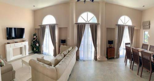 Pong Ta Long Hotel | 300 m² Hotel ∙ 10 guests