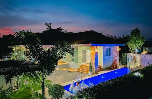 Pak Chong Villa | 300 m² Villa ∙ 3 bedrooms ∙ 8 guests