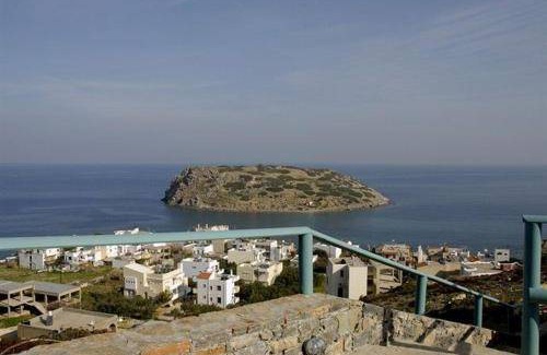 Mochlos Villa | 300 m² Villa ∙ 4 bedrooms ∙ 8 guests