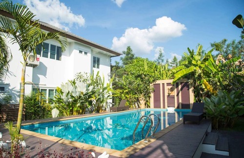 San Kamphaeng Villa | 320 m² Villa ∙ 5 bedrooms ∙ 10 guests