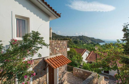 Mithimna Hotel | 35 m² Hotel ∙ 127 guests