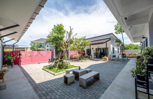 Kanchanaburi Apartment | 36 m² Serviced apartment ∙ 4 guests