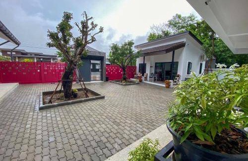 Kanchanaburi Apartment | 36 m² Serviced apartment ∙ 4 guests