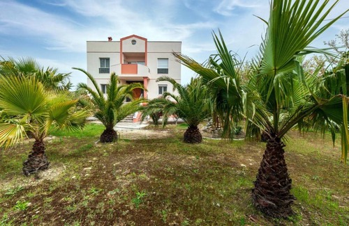 Sipiada Villa | 360 m² Villa ∙ 4 bedrooms ∙ 13 guests