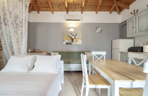Kilada House | 38 m² House ∙ 2 bedrooms ∙ 4 guests