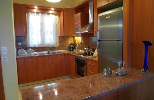 Karvelas Villa | 4 Epohes