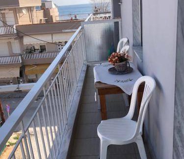 Nea Peramos Apartment | 40 m² Apartment ∙ 2 bedrooms ∙ 5 guests