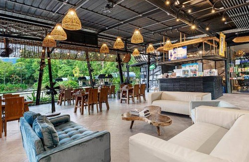 Hua Thanon Hotel | 45 m² Hotel ∙ 2 guests