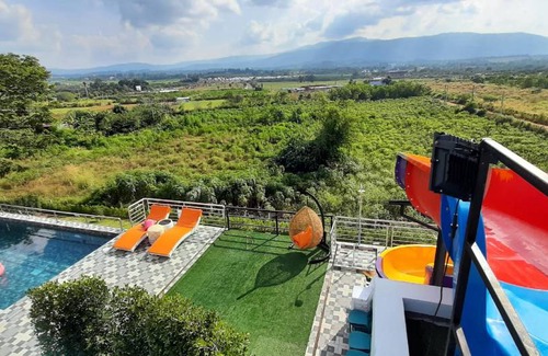 Pong Ta Long Villa | 450 m² Villa ∙ 6 bedrooms ∙ 16 guests