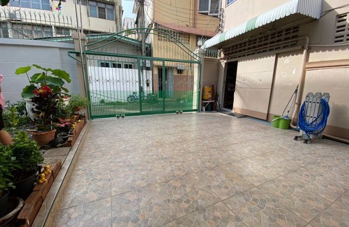 Ban Phan Thom Hostel | 50 m² Hostel ∙ 3 bedrooms ∙ 2 guests