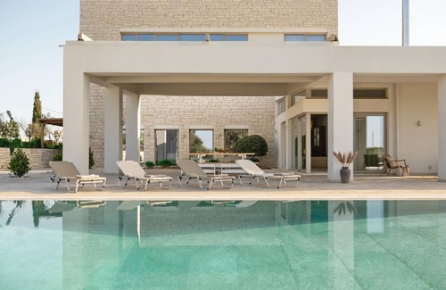 Archanes House | 500 m² House ∙ 5 bedrooms ∙ 10 guests