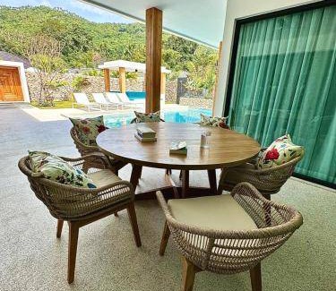 Maret Villa | 530 m² Villa ∙ 3 bedrooms ∙ 6 guests