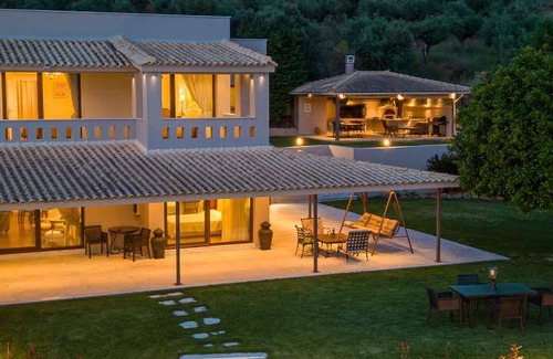 Diasella Resort | 540 m² Resort ∙ 5 bedrooms ∙ 9 guests
