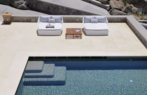 Agios Ioannis Villa | 550 m² Villa ∙ 9 bedrooms ∙ 18 guests