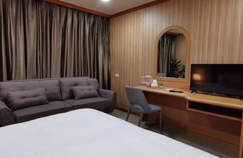 Phlabphla Apartment | 60 m² Apartment ∙ 1 bedroom ∙ 2 guests