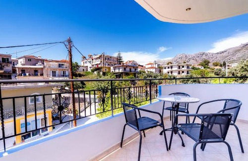 Paleros Bed & Breakfast | 60 m² Bed and breakfast ∙ 5 guests
