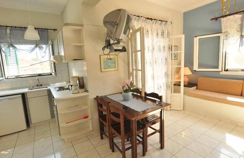 Acharavi Apartment | 60 m² Serviced apartment ∙ 2 bedrooms ∙ 4 guests