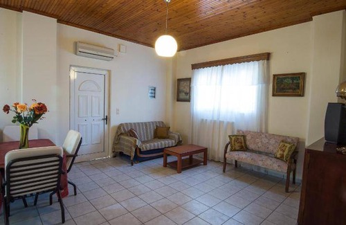 Pineios Apartment | 65 m² Apartment ∙ 2 bedrooms ∙ 5 guests