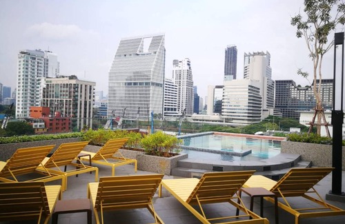 Ploenchit Hotel | 65 m² Hotel ∙ 2 bedrooms ∙ 127 guests