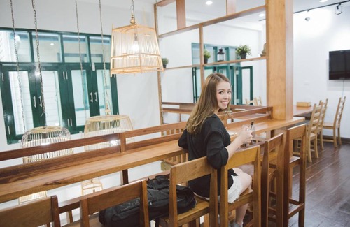 Pom Prap Sattru Phai Hostel | 75 m² Hostel ∙ 6 guests