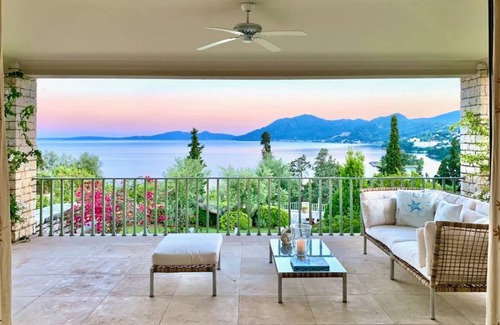 Kanoni Villa | 750 m² Villa ∙ 6 bedrooms ∙ 12 guests