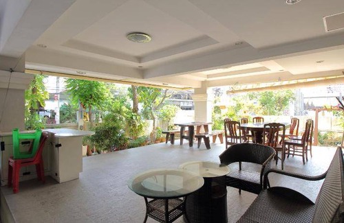 Thung Khru Hotel | 76 m² Hotel ∙ 2 guests