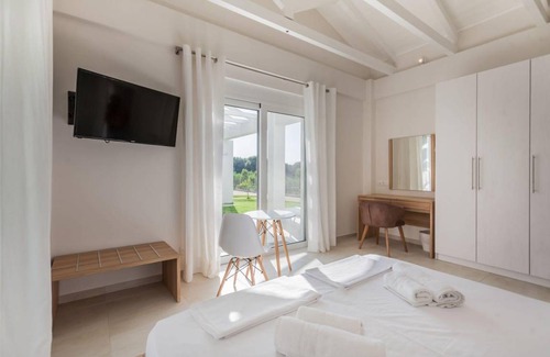 Ilida House | 80 m² House ∙ 2 bedrooms ∙ 6 guests
