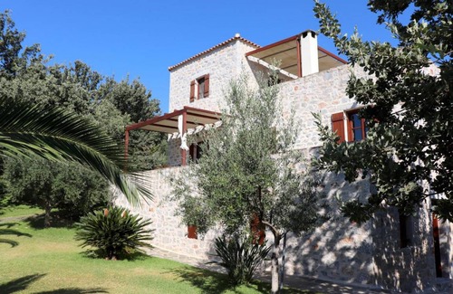 Skoutari House | 80 m² House ∙ 2 bedrooms ∙ 8 guests