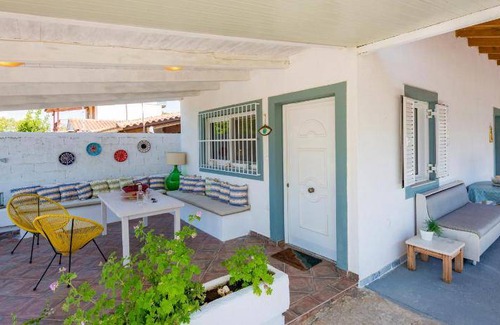 West Achaea House | 80 m² House ∙ 3 bedrooms ∙ 6 guests