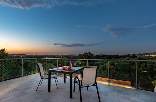 Romirion Resort | 80 m² Resort ∙ 3 bedrooms ∙ 6 guests