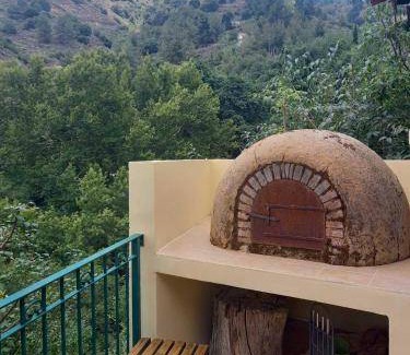 Kalopanayiotis House | 90 m² House ∙ 1 bedroom ∙ 4 guests