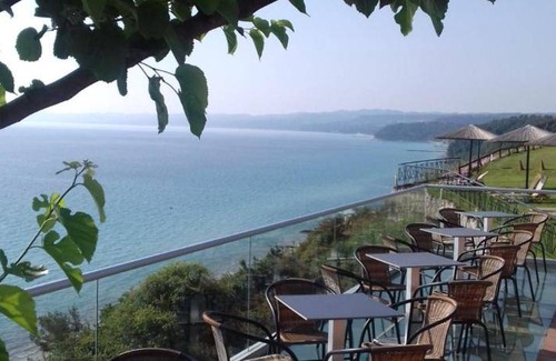 Afytos Apartment | 90 m² Serviced apartment ∙ 5 guests