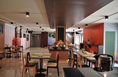 Rama 9 Apartment | 90 m² Serviced apartment ∙ 127 guests
