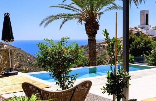 Rodakino House | 95 m² House ∙ 2 bedrooms ∙ 4 guests