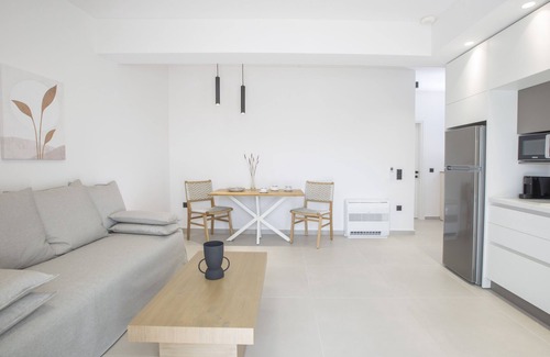 Lefkada House | Achillion Suites