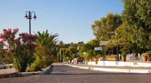 Agios Andreas Apartment | Akroyali Hotel & Villas