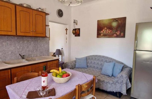 Eresos Apartment | Apartment ∙ 2 bedrooms ∙ 4 guests