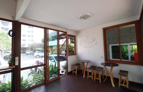 Suphan Buri Apartment | Apartment ∙ 6 bedrooms ∙ 2 guests