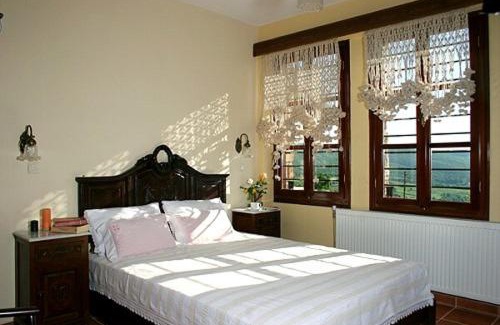 Koumaria House | Archontiko Athina
