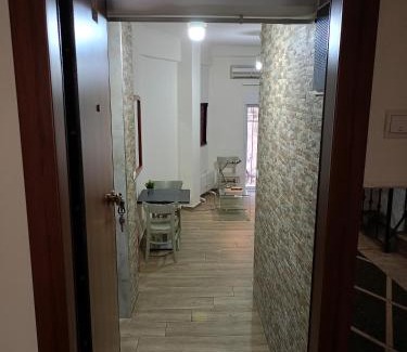 Omonia Apartment | Athens Center Cosy Apartment