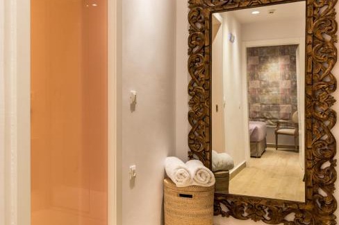 Old Town Apartment | Avra Apartments Venetian Harbour