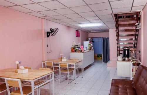 Ayutthaya Hostel | Baan Mee Suk Ayutthaya